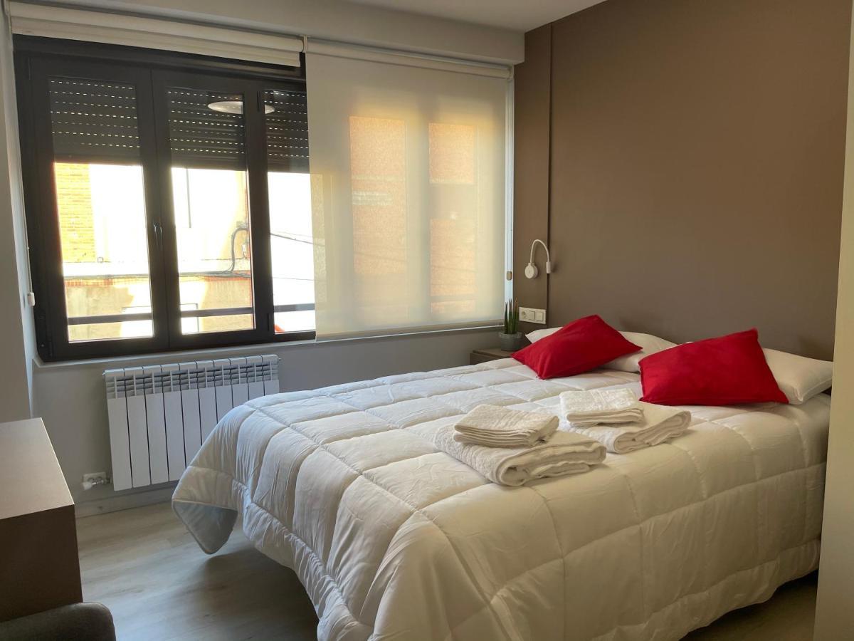 Apartamentos Puertas Del Orbigo Carrizo de la Ribera Eksteriør billede