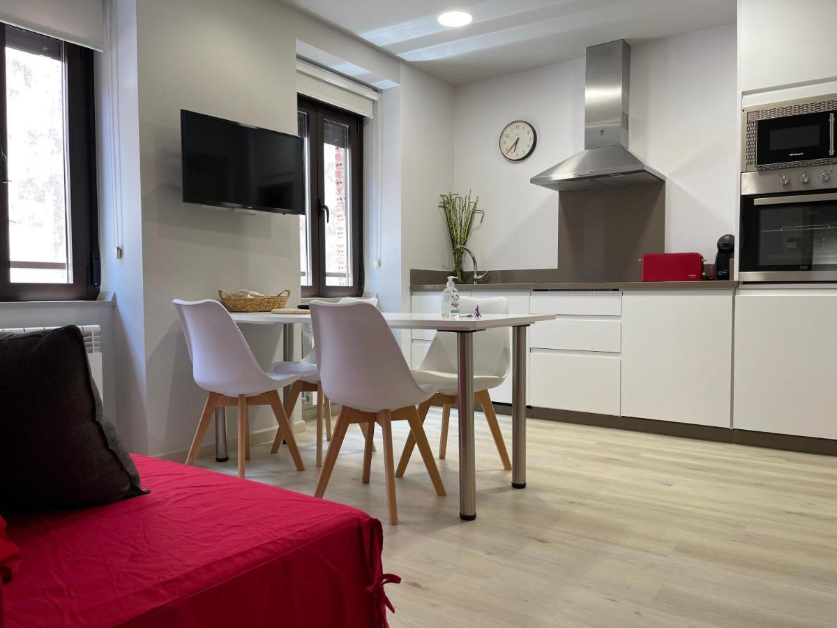 Apartamentos Puertas Del Orbigo Carrizo de la Ribera Eksteriør billede